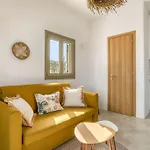 Folia House - Overlooking Semesterbostad *