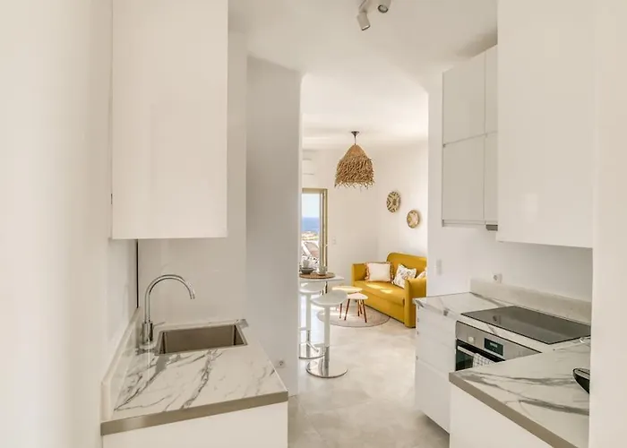 Folia House - Overlooking بيت للعطل