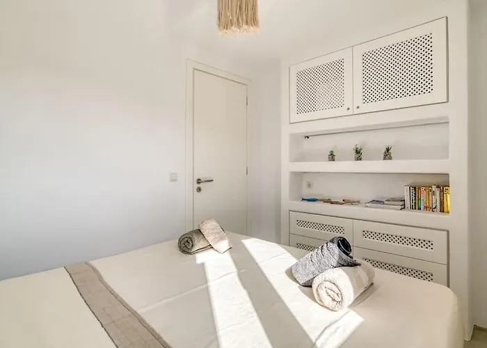 Folia House - Overlooking * Aspro Chorio